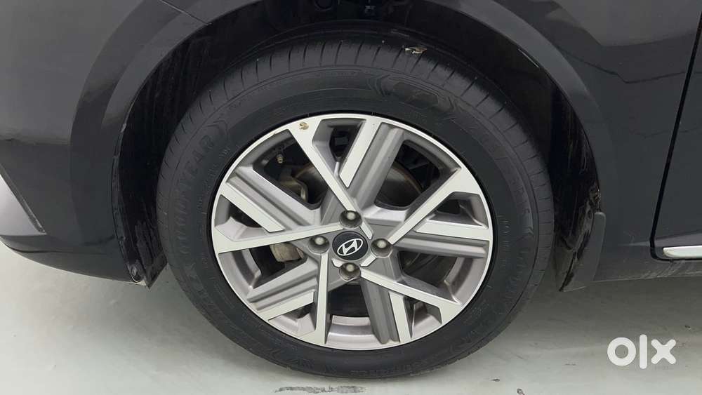 Hyundai Verna 1.5 Sx Petrol Mt, 2023, Petrol