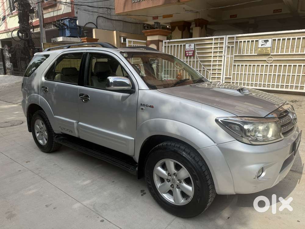 Toyota Fortuner 3.0 4x4 Manual, 2010, Diesel