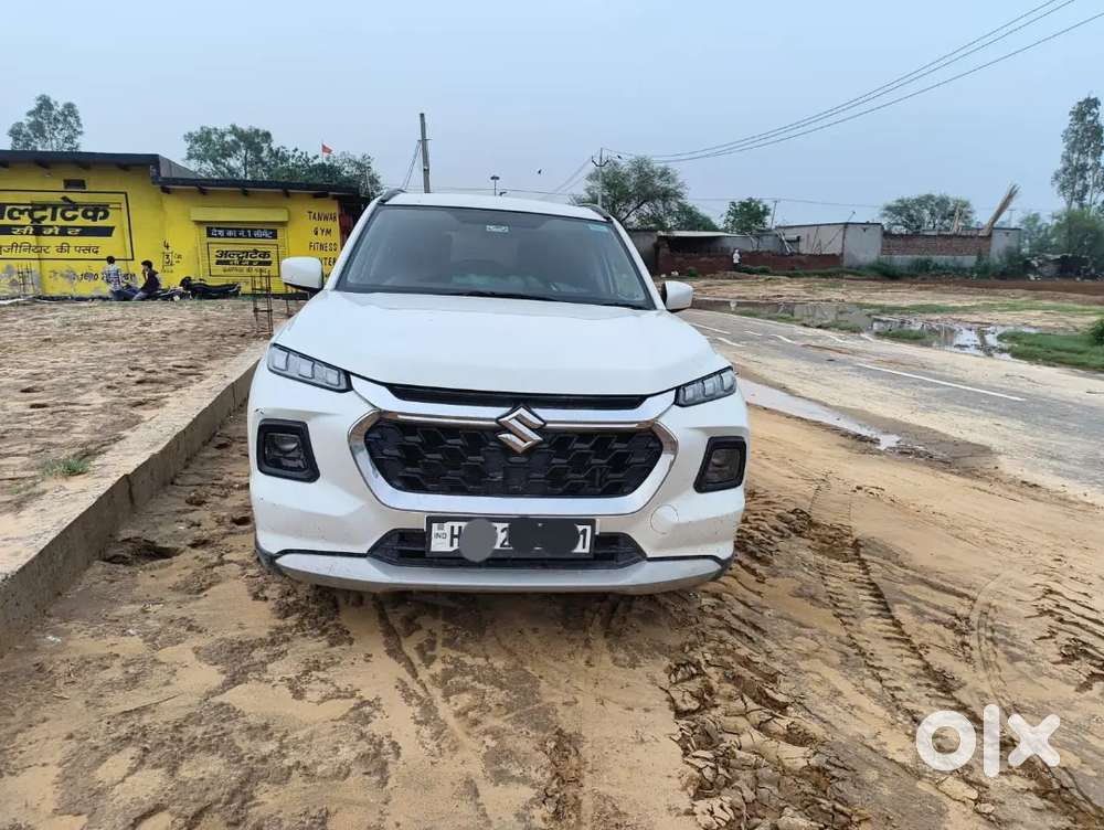Maruti Suzuki Vitara Hybrid 2025 Manual 40000 Km Driven, Hr 52 Rto