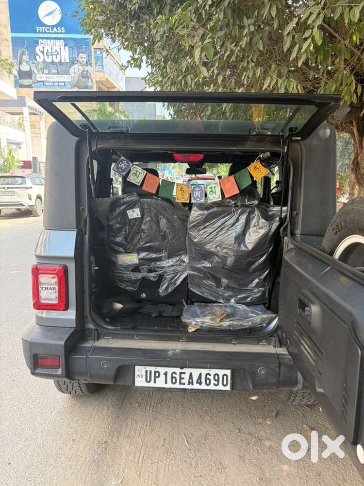Mahindra Thar Petrol 2023