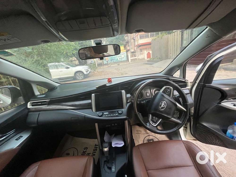 Toyota Innova Crysta 2018 Diesel Well Maintained