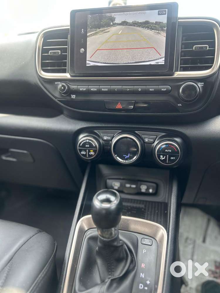 Hyundai Venue 1.0 Sx (o) Turbo Dct, 2024, Petrol