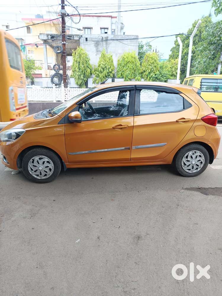 Tata Tiago Xz, 2016, Petrol