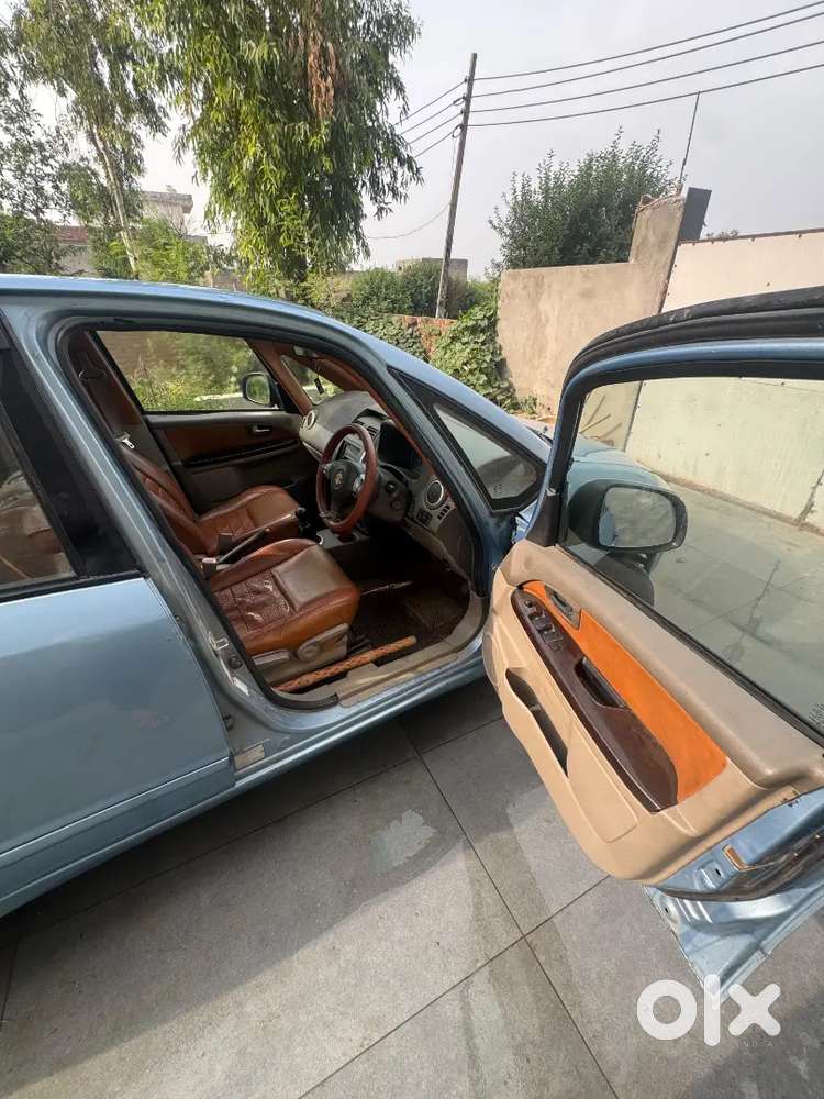 Maruti Suzuki Sx4 Petrol +cng 2012 Manul