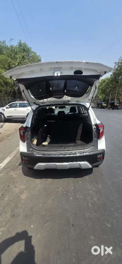 Kia Seltos 2025 Petrol 44000 Km Driven With Cng Hai