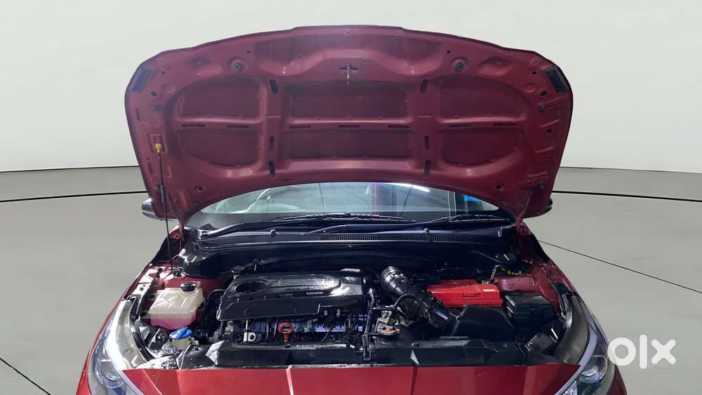 Hyundai New I20 1.2 Asta (o) Mt Dual Tone, 2022, Diesel