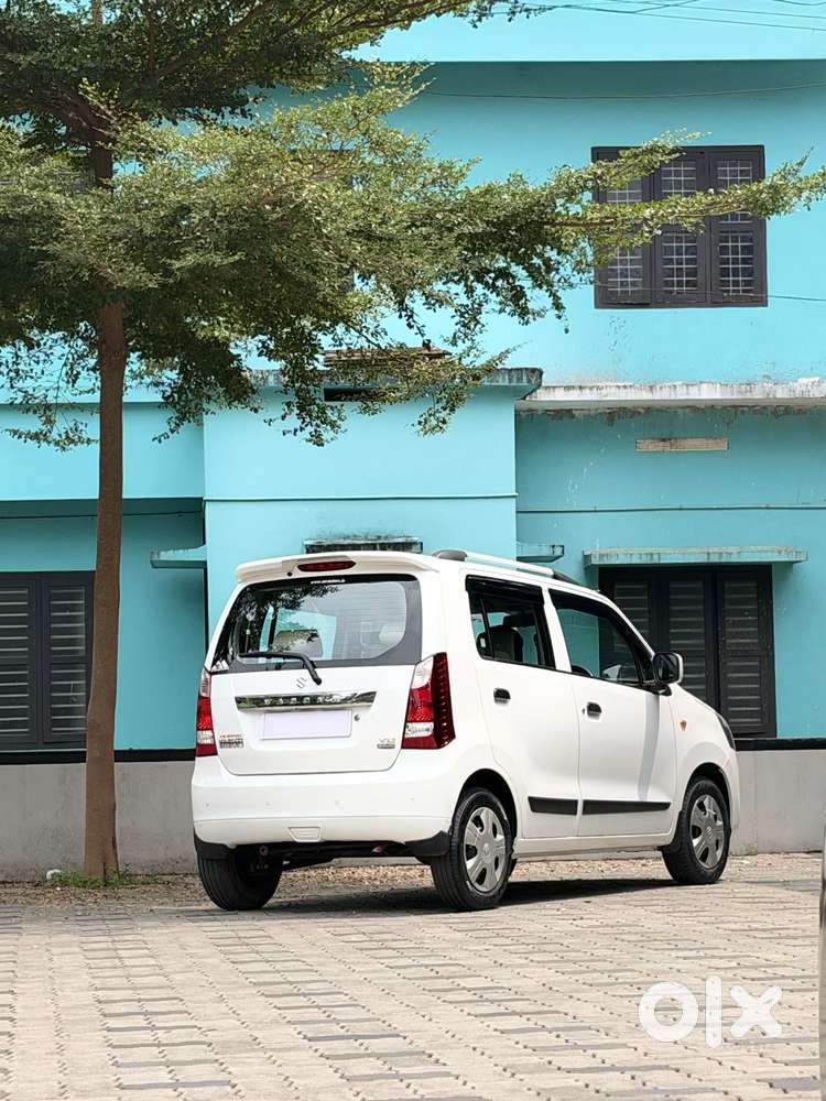 Maruti Suzuki Wagon R Vxi Amt Opt, 2018, Petrol