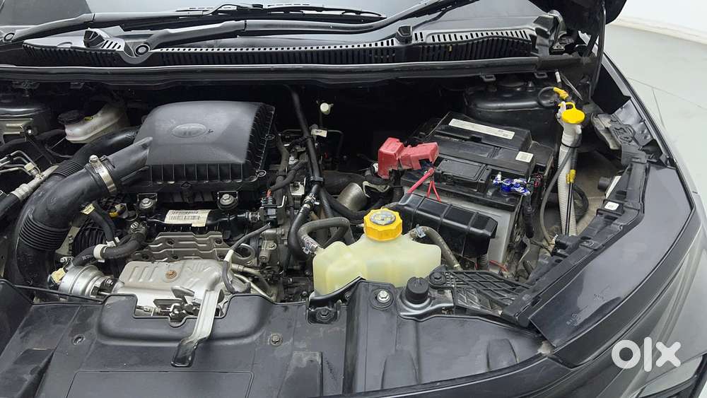 Tata Nexon Pure (s) 1.2 Petrol 6amt, 2025, Petrol