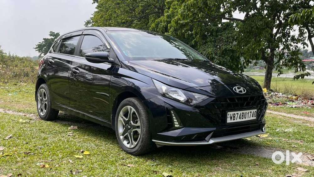 Hyundai I20 Sportz 1.2 Mt Dual Tone, 2024, Petrol