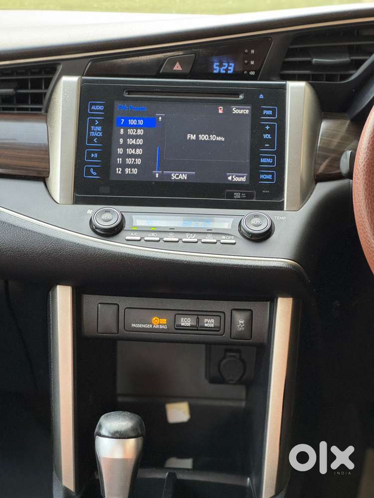 Toyota Innova Crysta 2.8 Z, 2016, Diesel