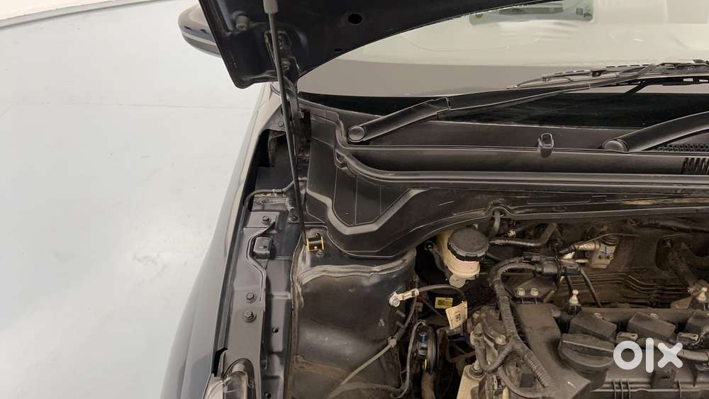 Hyundai I20 Asta (o) 1.2 Mt, 2023, Petrol