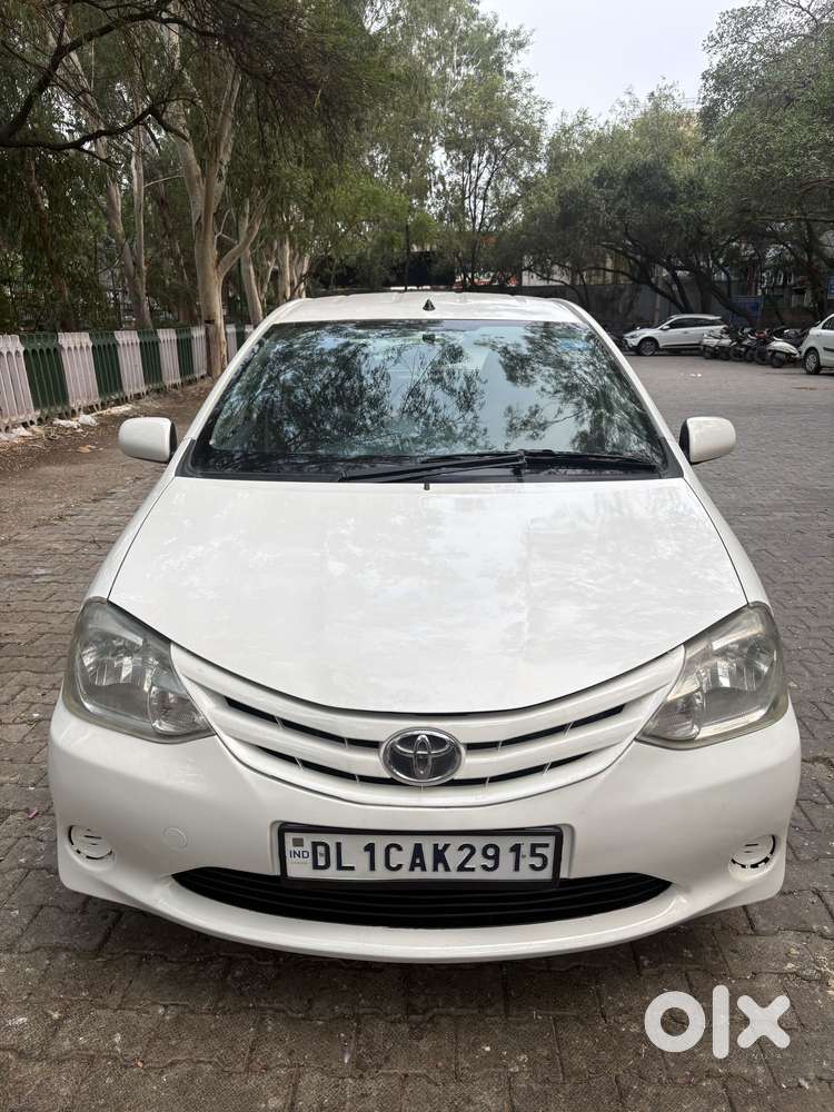 Toyota Etios Liva G, 2012, Petrol
