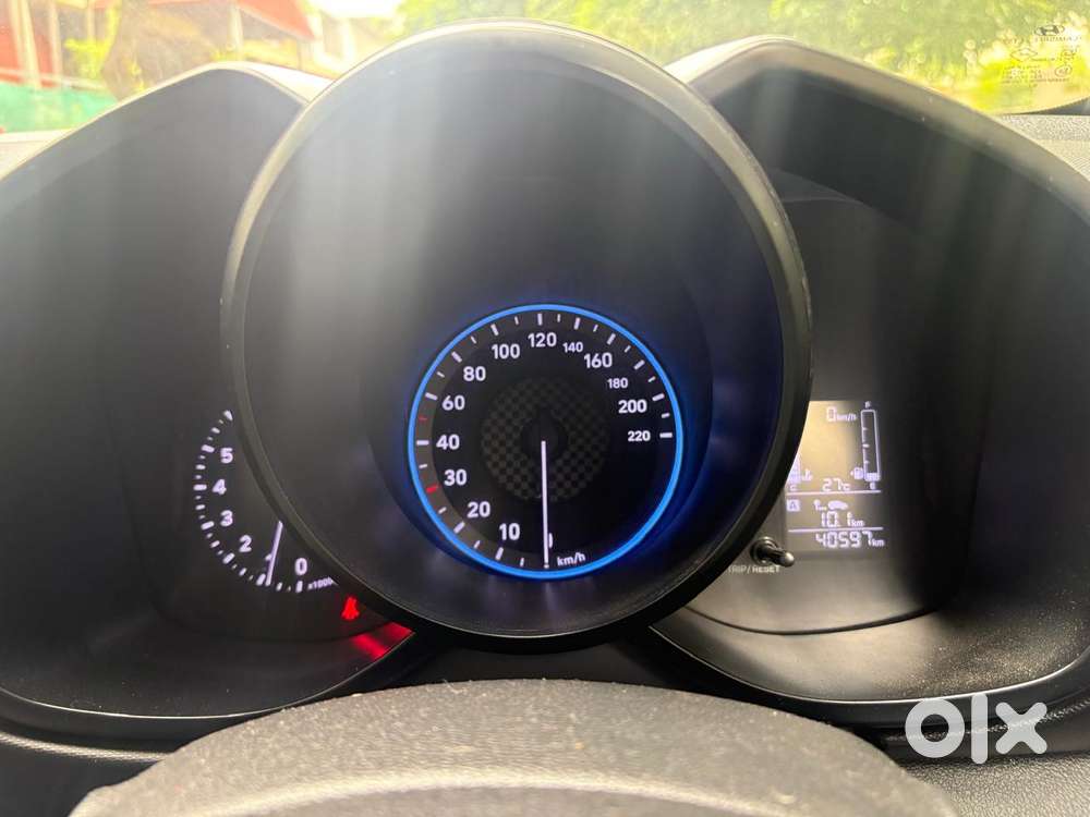 Hyundai Venue 1.2 S Plus, 2019, Petrol