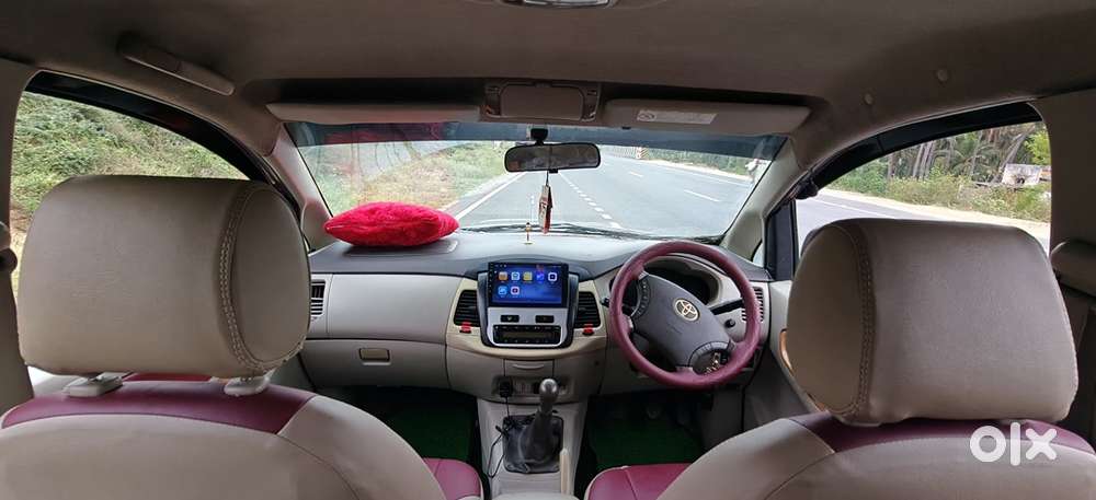 Toyota Innova 2011 Well Maintained