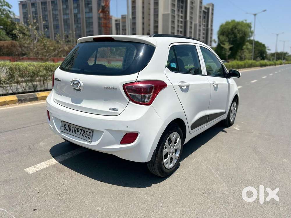 Hyundai Grand I10 2013-2016 Sportz, 2016, Petrol