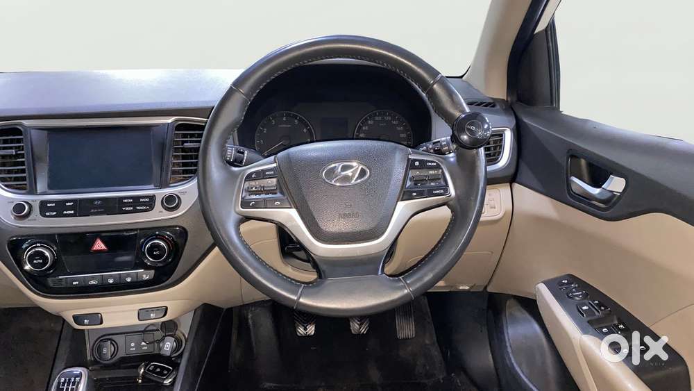 Hyundai Verna 1.6 Sx (o) Vtvt, 2019, Petrol
