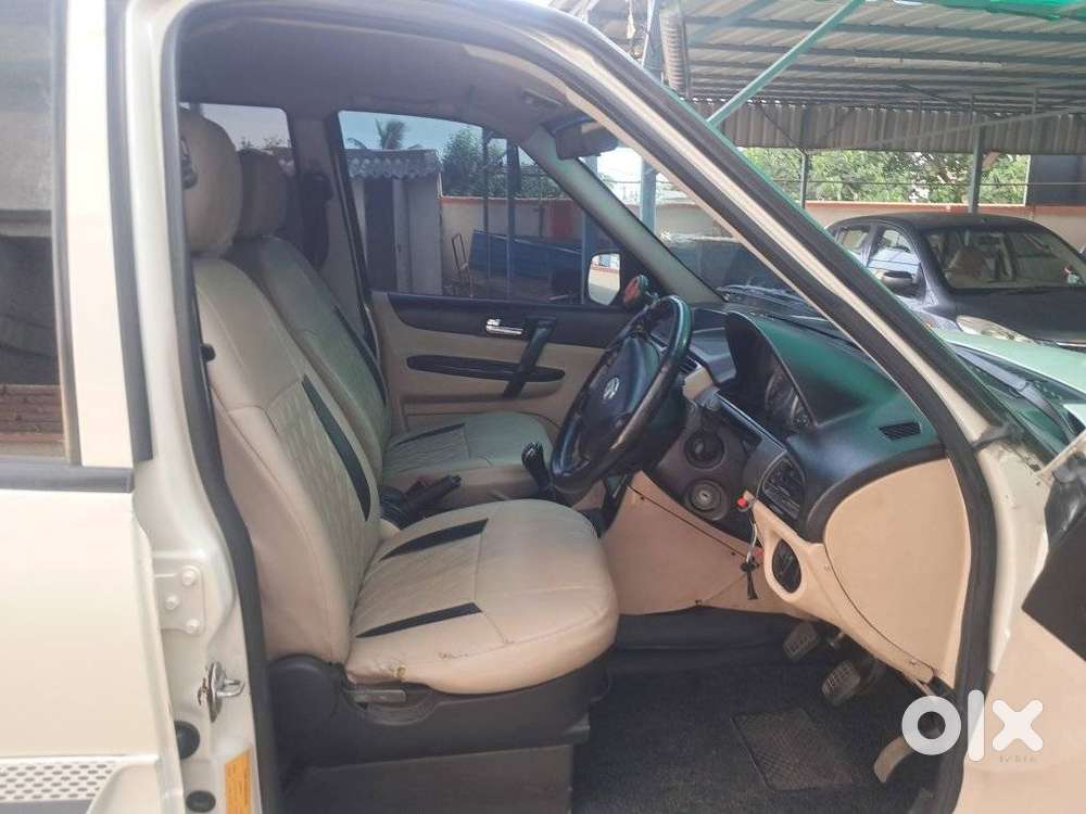 Tata Safari Storme [2015-2019] 2.2 Lx 4x2, 2014, Diesel