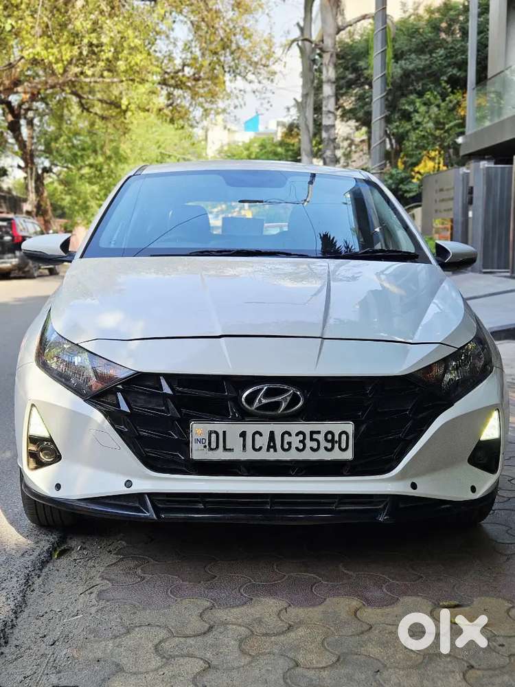 I20 Sportz - 2023 Petrol 12000kms Showroom Condition