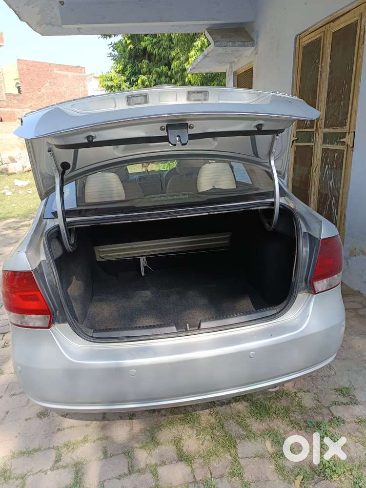 Volkswagen Vento 1.6 Highline Plus 16 Alloy, 2011, Petrol