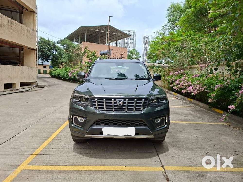 Scorpio-n, Diesel Automatic, 2 Wheel Drive, 7-seater, Deep Forest