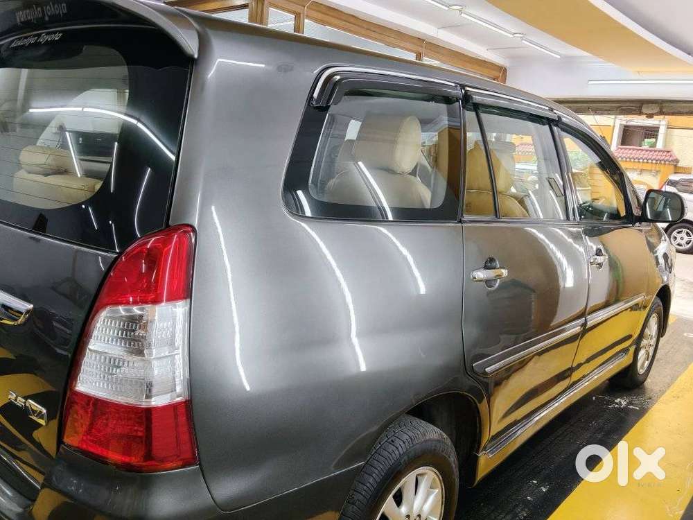 Toyota Innova 2.5 V 7 Str, 2012, Diesel