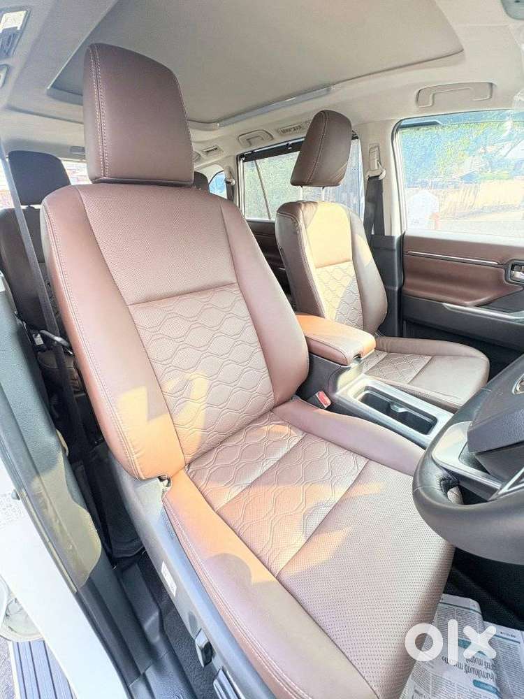 Toyota Innova Hycross 2.0 Zx (o) Hybrid 7 Str, 2025, Cng & Hybrids