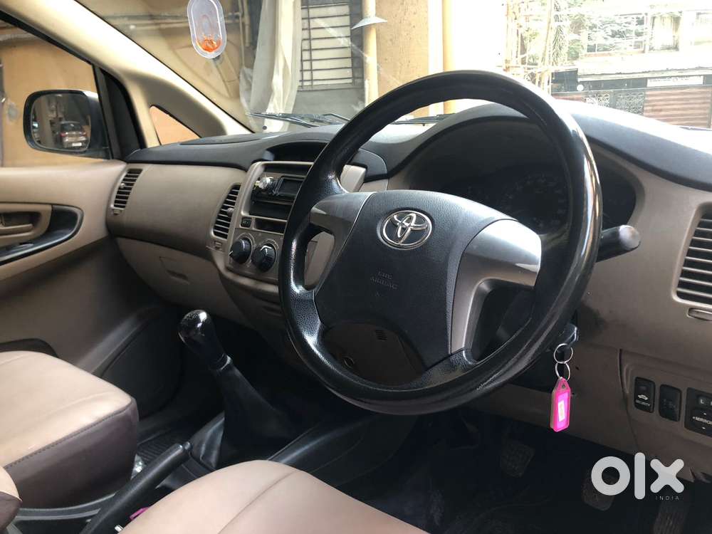Toyota Innova 2.5 G (diesel) 8 Seater, 2016, Diesel