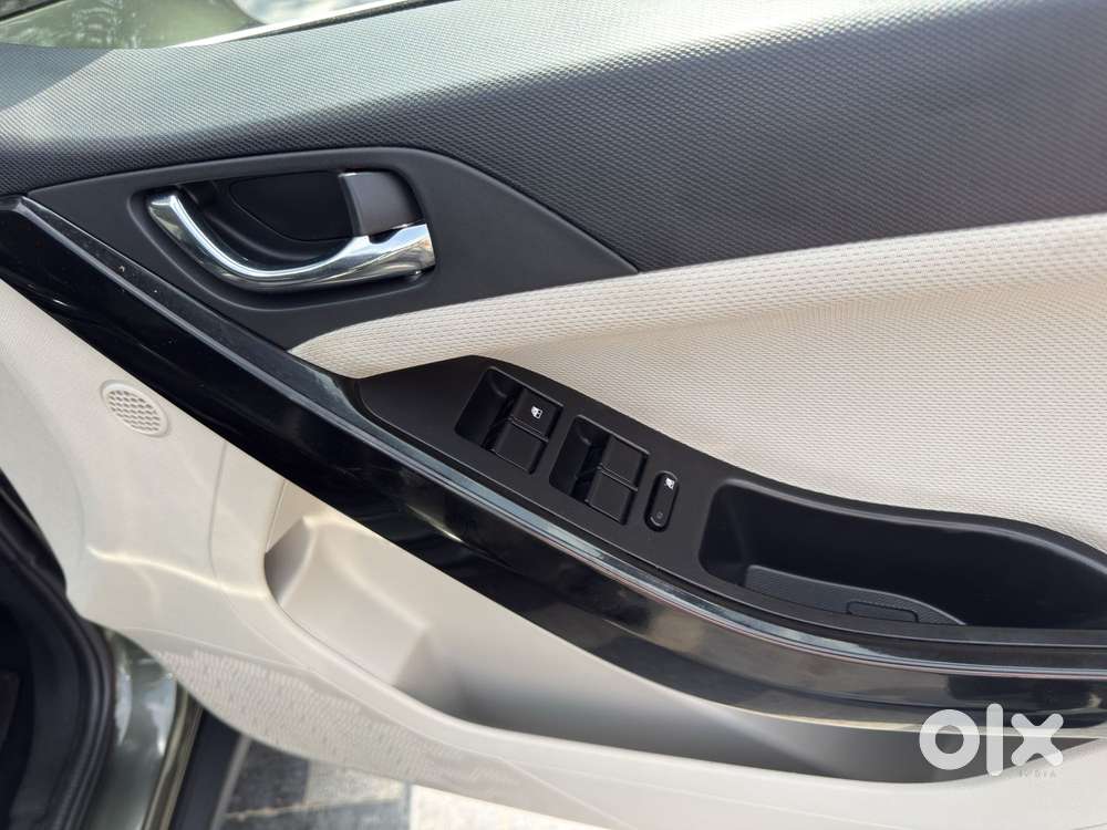 Tata Nexon Amt Xza Plus, 2023, Petrol