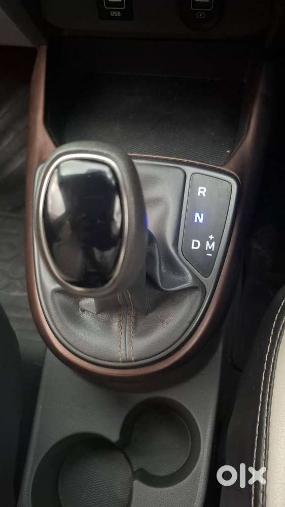 Hyundai Aura 1.2 S Petrol Amt, 2020, Petrol