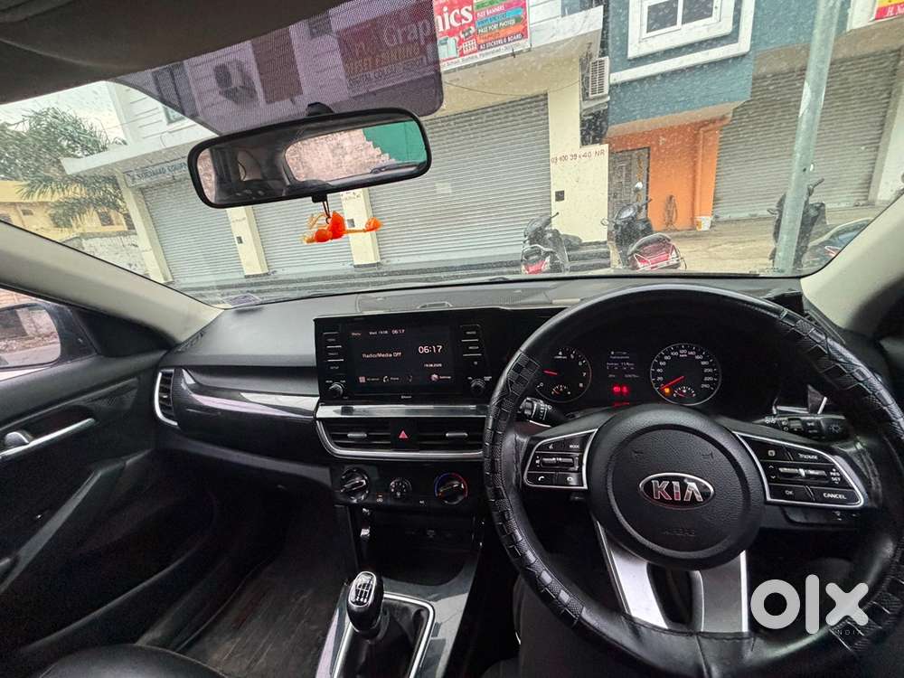 Kia Seltos 2021 Petrol Well Maintained