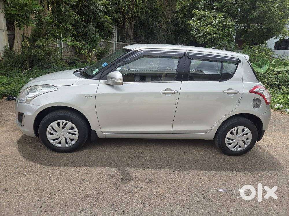 Maruti Suzuki Swift Vxi + Manual, 2016, Petrol