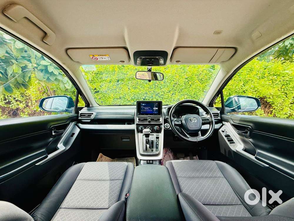 Toyota Innova Hycross 2.0 Gx 7 Str, 2023, Petrol