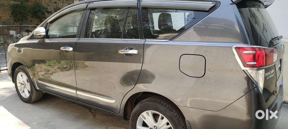 Toyota Innova Crysta