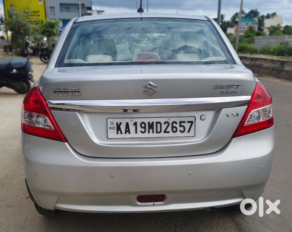Maruti Suzuki Swift Dzire 1.2 Vxi Bsiv, 2013, Petrol
