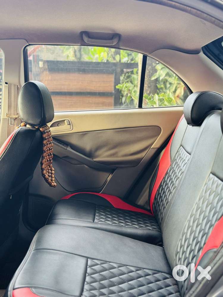 Tata Indica Vista Aura 1.2 Safire (abs), 2010, Petrol