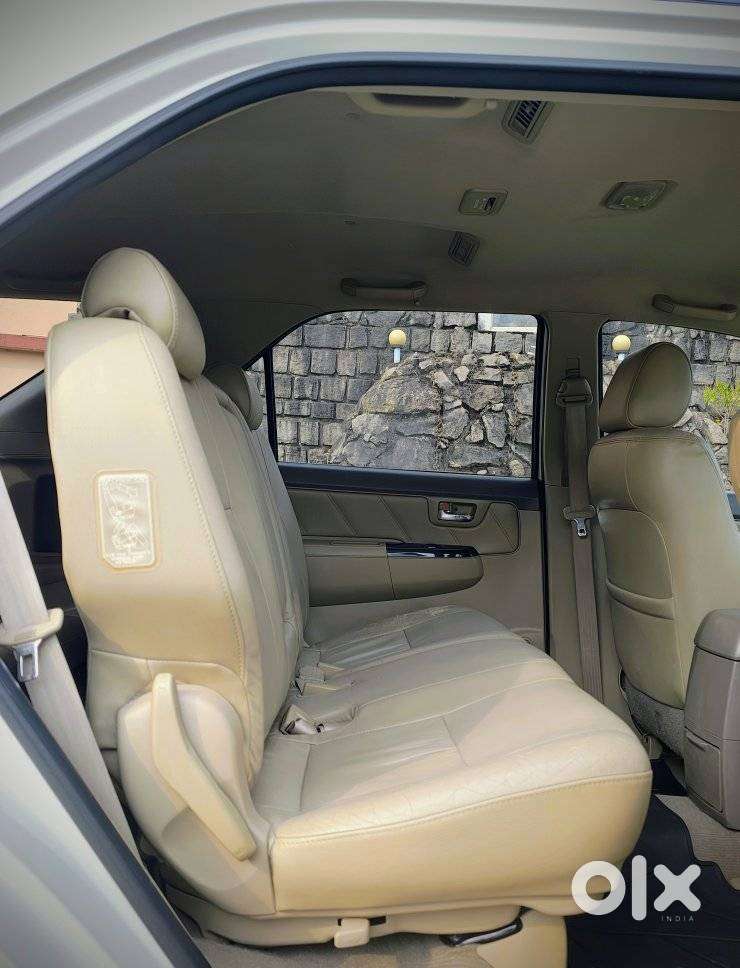 Toyota Fortuner 3.0 4x2 Automatic, 2012, Diesel
