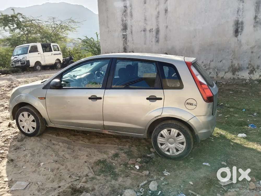 Ford Figo Petrol 2010 Car