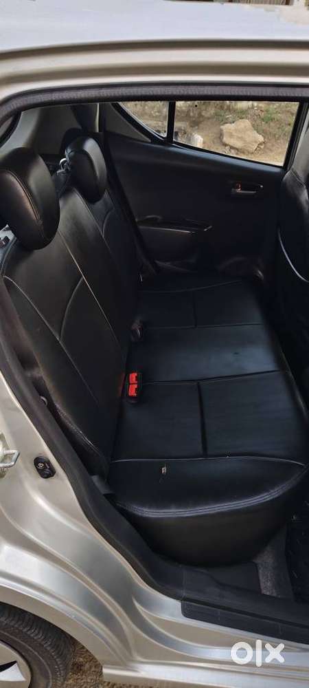 Maruti Suzuki Swift Dzire Vxi Optional, 2009, Petrol