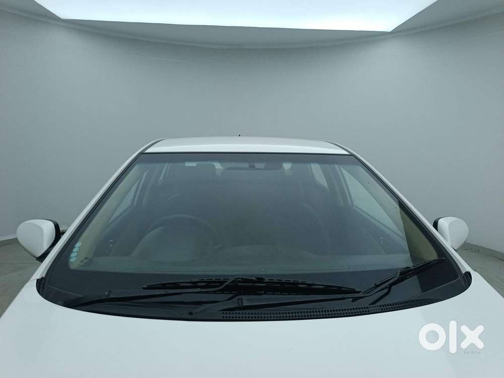 Hyundai Verna Fluidic 1.6 Vtvt Sx, 2013, Petrol