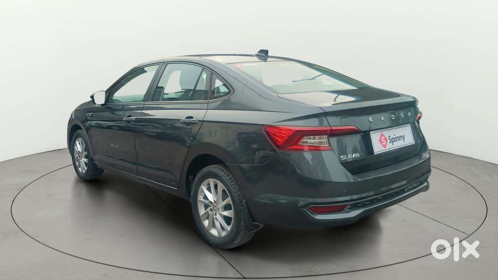 Skoda Slavia Ambition 1.0l Tsi Mt, 2023, Petrol