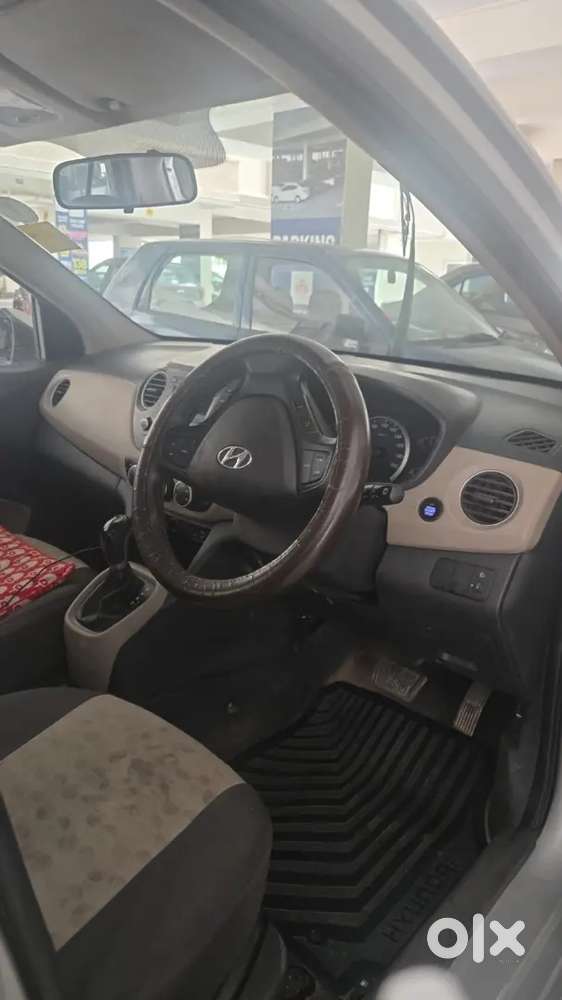 Single Hand Driven
