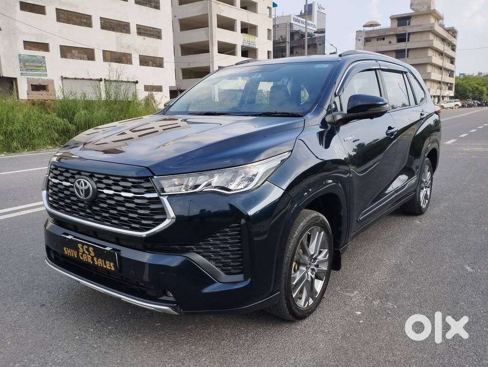 Toyota Innova Hycross 2.0 Vx Hybrid 8 Str, 2023, Petrol