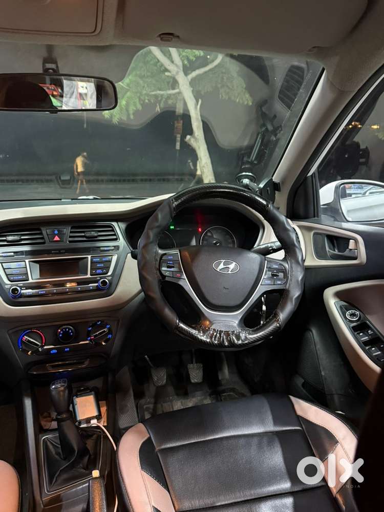 2015 Hyundai I20 Elite Magna Petrol  76,841 Km  2nd Owner