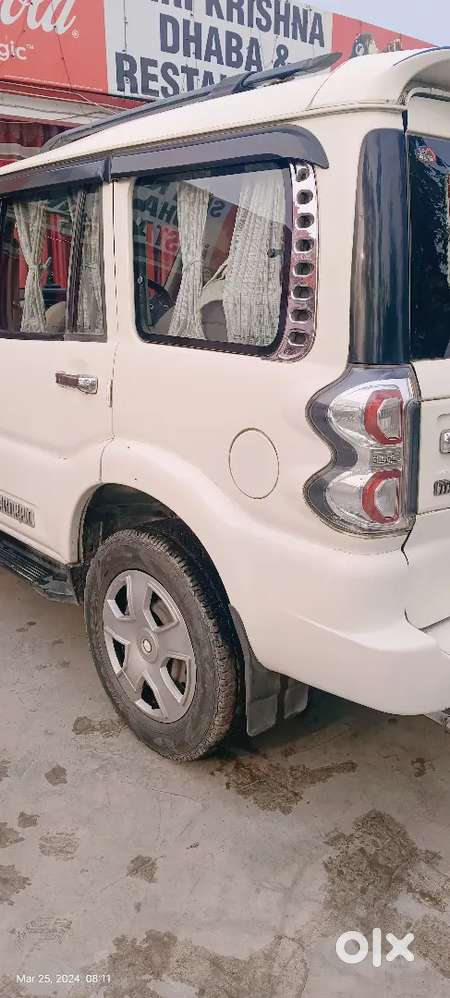 Mahindra Scorpio 2015 Diesel Manual 15 Km