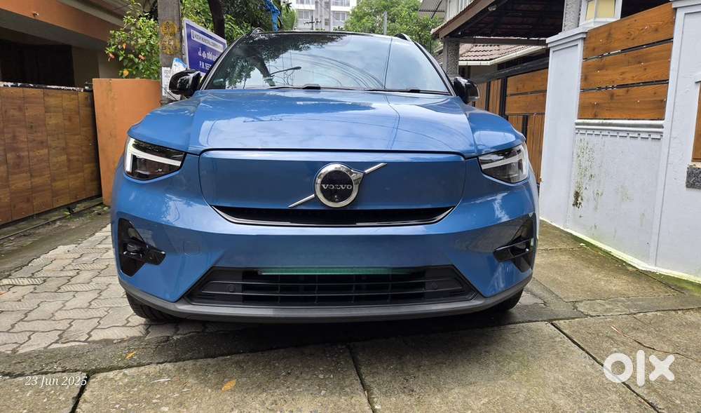Volvo Xc40 Recharge 2024 Electric 13500 Km Driven