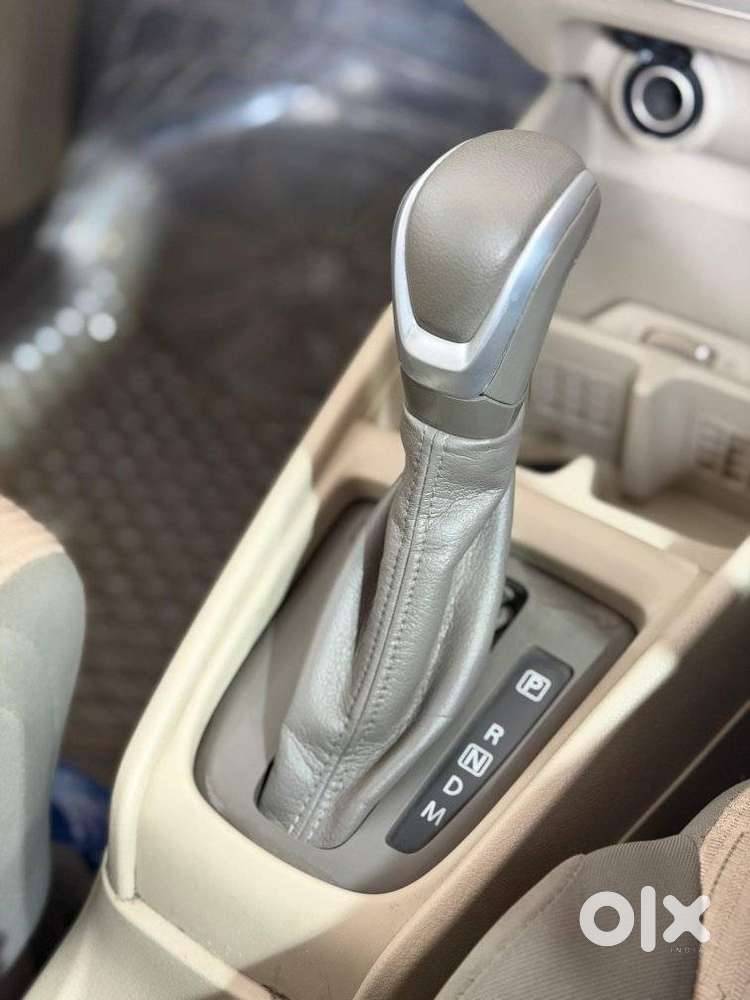 Maruti Suzuki Ertiga 1.4 Zxi At, 2022, Petrol