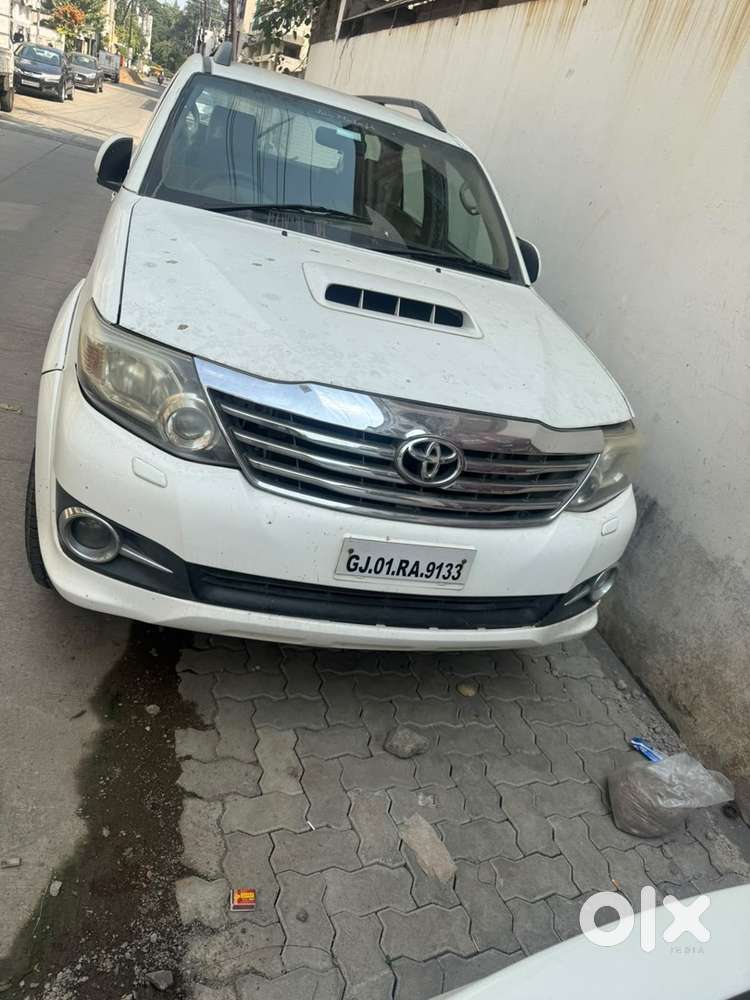Toyota Fortuner 4x4 Mt 2013