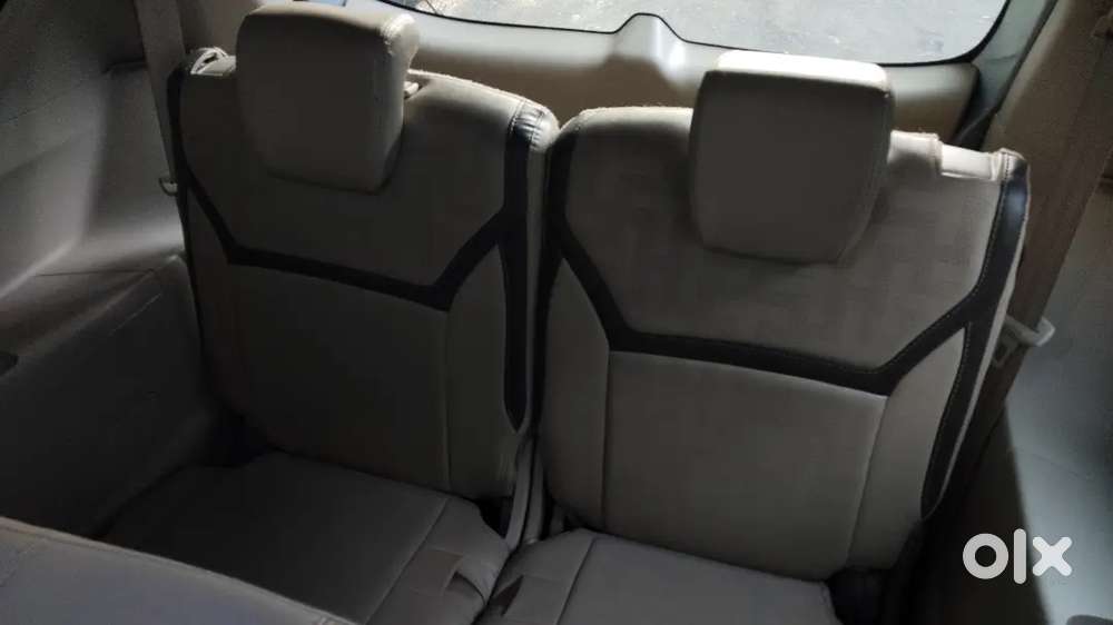 Ertiga Vxi Optional