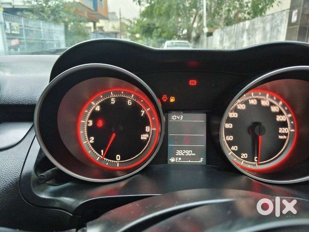 Maruti Suzuki Swift Vvt Vxi, 2022, Petrol