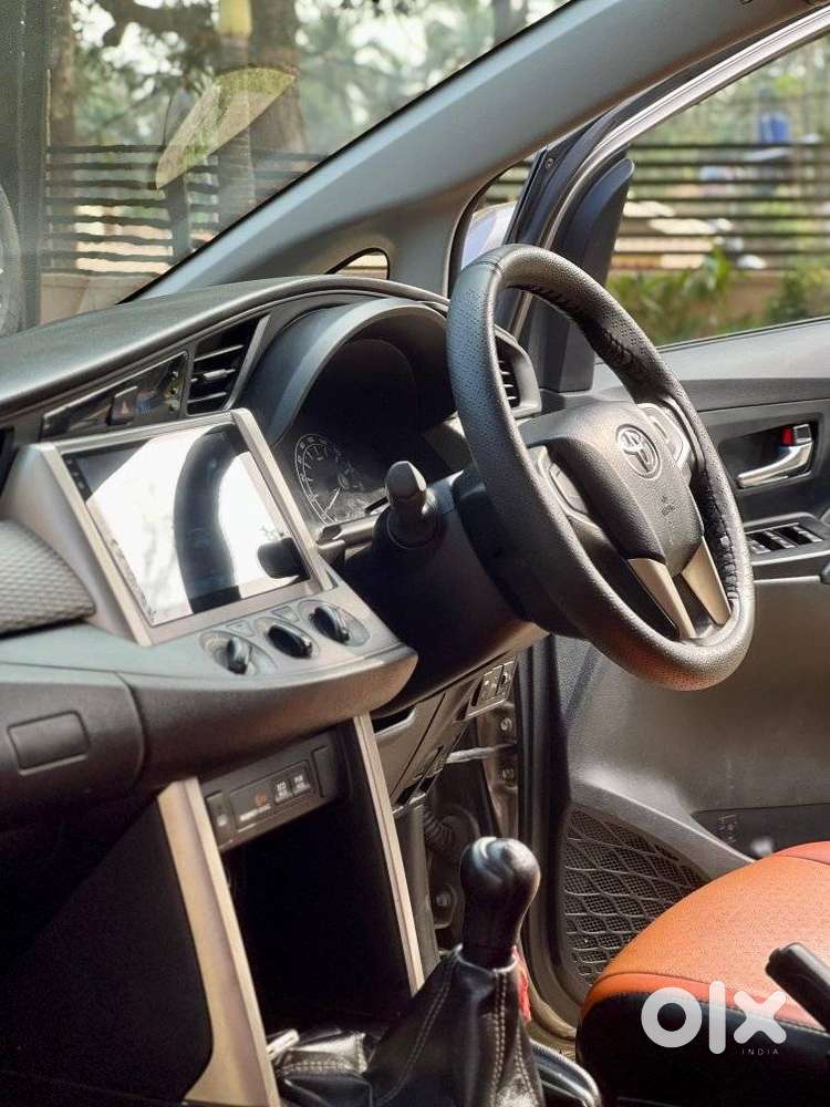 Toyota Innova Crysta 2.4 G Mt 8s, 2016, Diesel